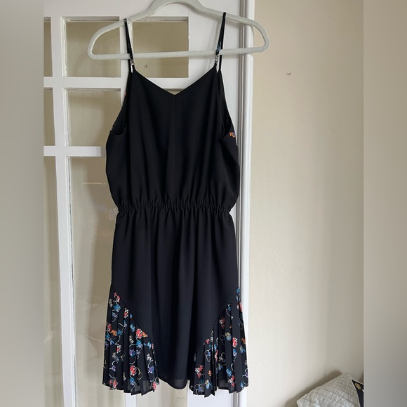 Rebecca Minkoff Floral Print Pleated Dress - Picture 3 of 13